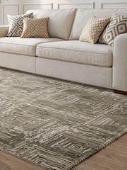 Green Kuza Portrait Lustre Rug - Image 1 of 6