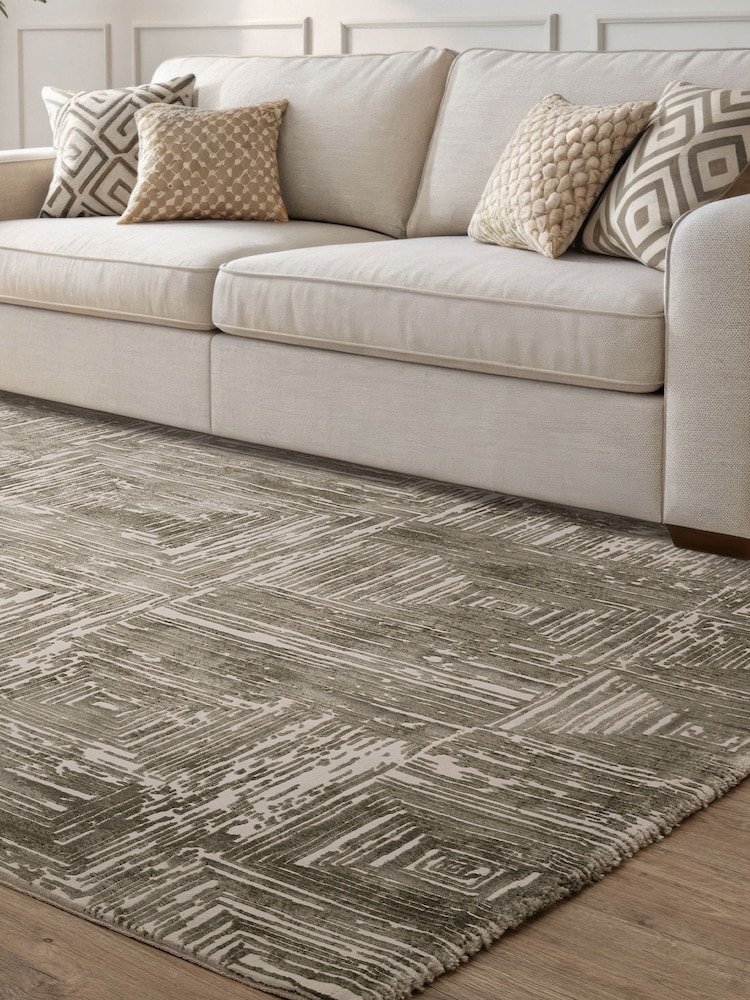 Green Kuza Portrait Lustre Rug - Image 1 of 6