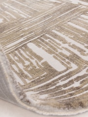 Beige Kuza Portrait Lustre Rug - Image 3 of 6