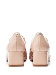 Natural - Moda in Pelle Garlande Elastic Cross Strap Block Heel Shoes - Imagem 3 de 4