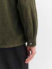 أخضر - قميص علوي من قماش كوردروي مضلع سميك مع رقع من Folk - صورة 6 من 6