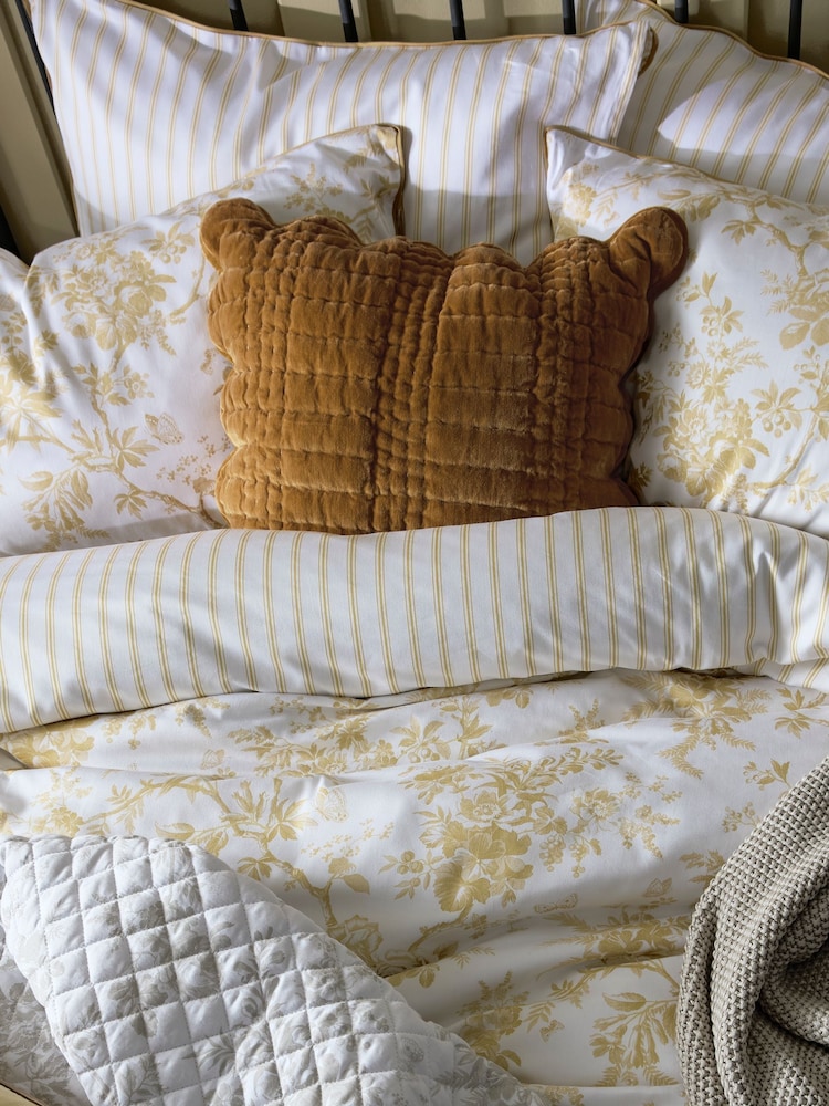 Laura Ashley Yellow Ochre Scalloped Cushion - Image 2 of 7 Laura Ashley Yellow Ochre Scalloped Cushion - Image 2 of 7