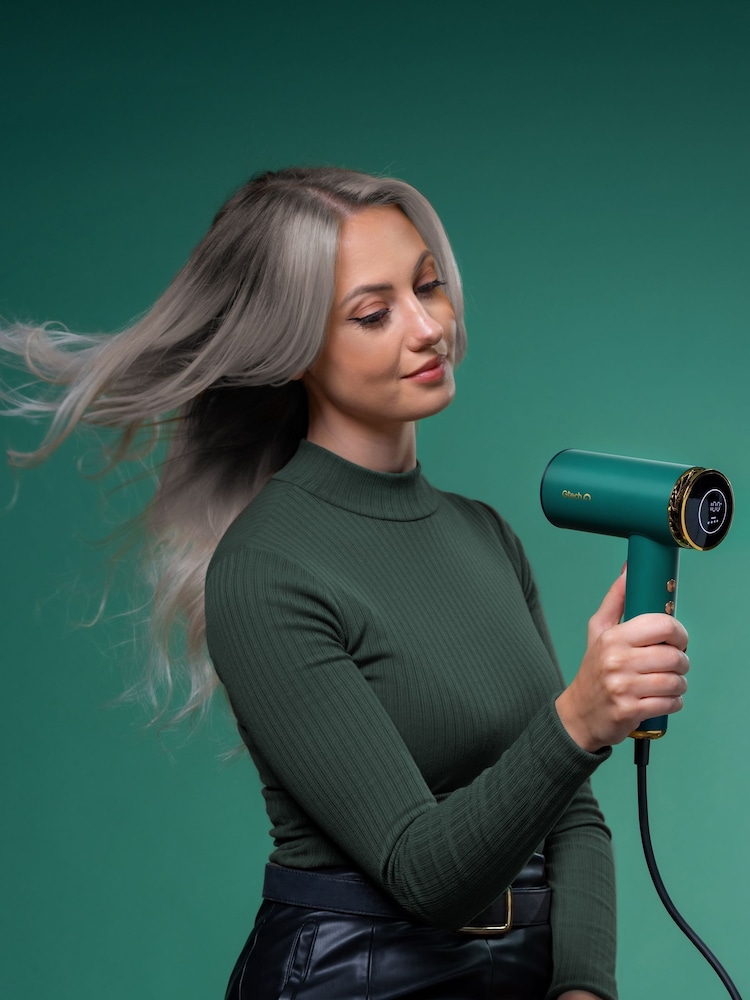 GTECH DryOnic Ionic Fast Drying Dryer Hair Dryer - Image 6 of 6