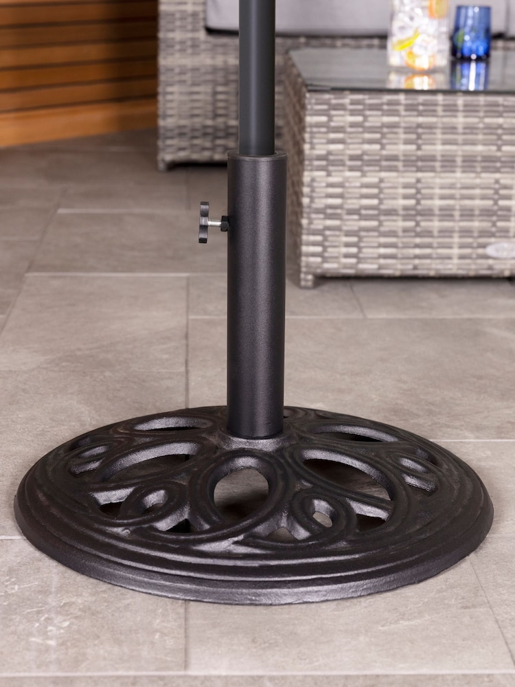 Charles Bentley Black Cast Iron Round Garden Parasol Base - Image 1 of 3