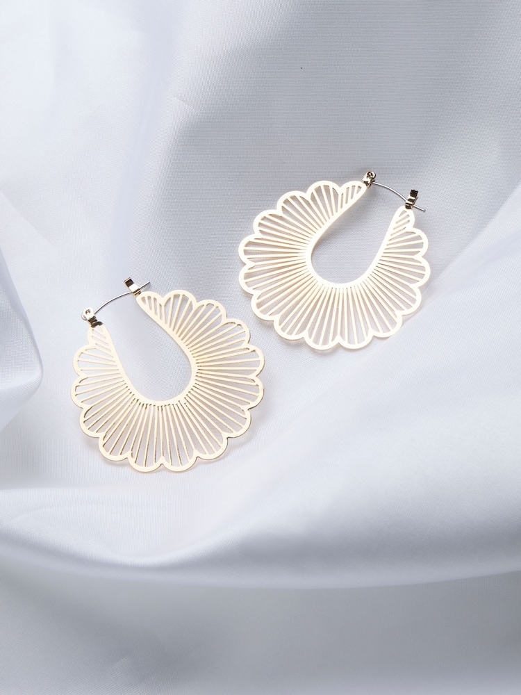 FatFace Gold Tone Scallop Hoop Earrings - Image 2 of 2