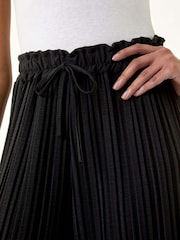 Roman Black Pleated Wide Leg Stretch Culottes Trousers - Image 2 of 5