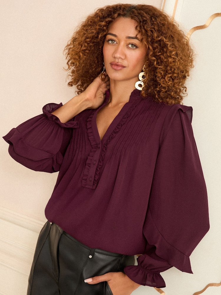 Borgonha - Love & Roses V-Neck Pintuck Detail Long Sleeve Blouse - Imagem 2 de 4