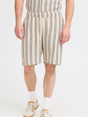 Creme - Blend Textured Striped Shorts - Bild 1 von 5
