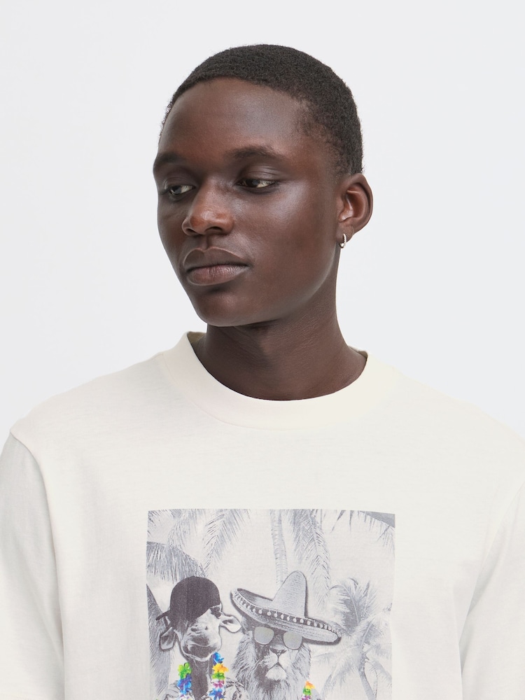 Blend White Holiday Printed Short Sleeve 100% Cotton T-Shirt - Image 3 of 5
