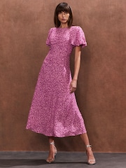 Ro&Zo Pink Petite Print Puff Sleeve Midi Dress - Image 1 of 4