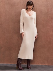 Ro&Zo Natural Petite V-Neck Knitted Midi Dress - Image 2 of 4