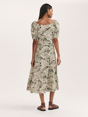 Finery Green Daisy Printed Square Neck Midi Dress - Image 4 of 4