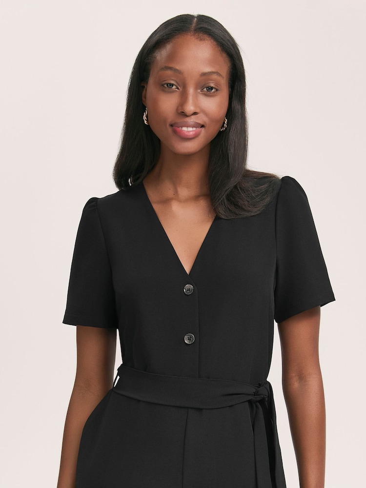 Finery Black Uma Crepe Short Sleeve Jumpsuit - Image 2 of 4
