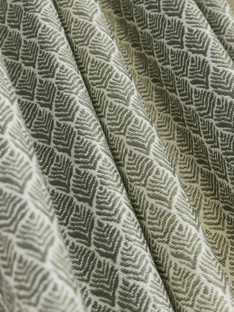 Mini Leaf Jacquard Pencil Pleat Lined Curtains - صورة 5 من 5 Mini Leaf Jacquard Pencil Pleat Lined Curtains - صورة 5 من 5