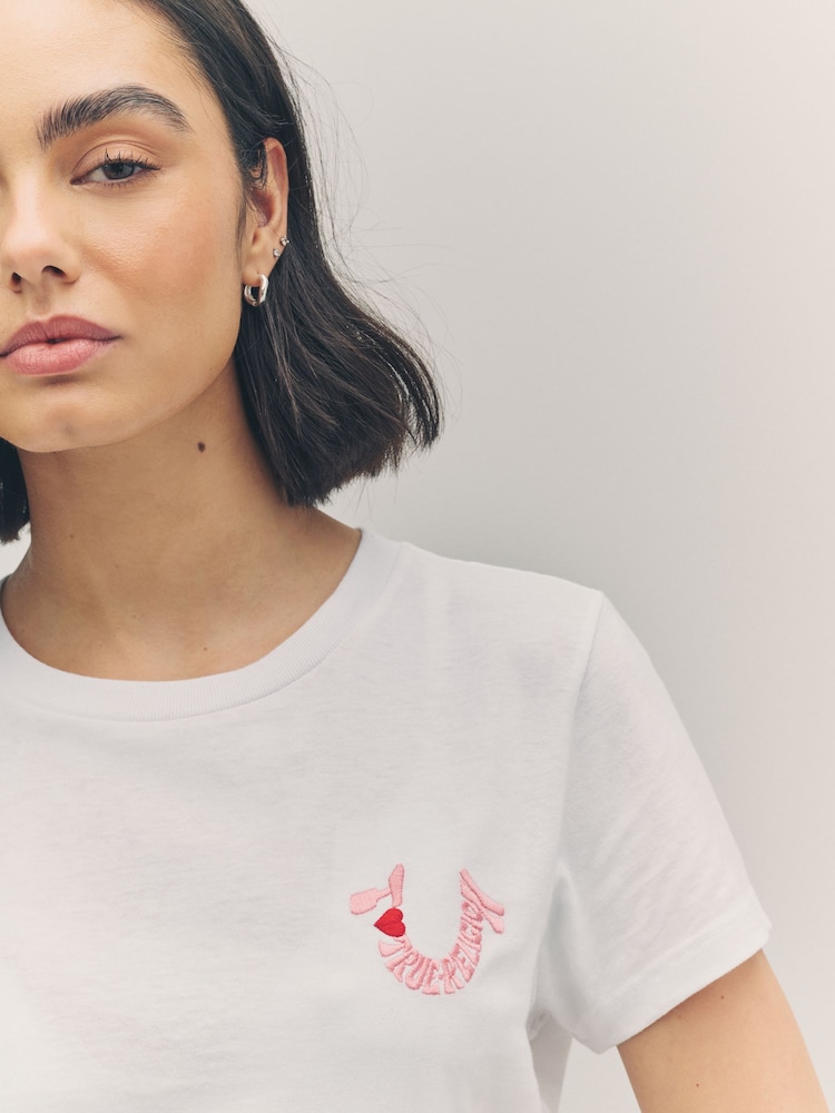 True Religion Optic White 100% Cotton Embroidered Horseshoe Short Sleeve Crew T-Shirt - Image 6 of 6
