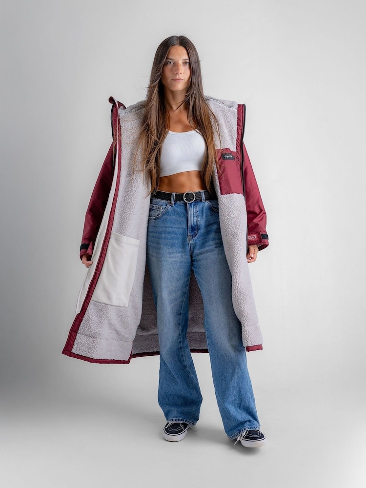 dryrobe Red Advance Adult Long Sleeve Changing Coats - Image 2 of 7