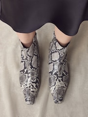 Snake Printed Leather N. Premium Chisel Toe Flat Ankle Boots - Image 4 of 5