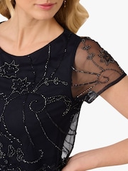 Adrianna Papell Blue Studio Bead Popover Sheath Dress - صورة 4 من 7