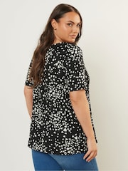 Negro - Yours Curve Shell Top - Imagen 3 de 5