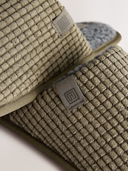 Verde salvia - Pantuflas estilo chinelas texturizadas - Imagen 4 de 5