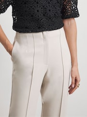 Joanna Hope Cream Capri Trousers - Image 3 of 4