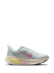 Nike Green Vomero 18 Road Running Trainers - Image 1 of 10