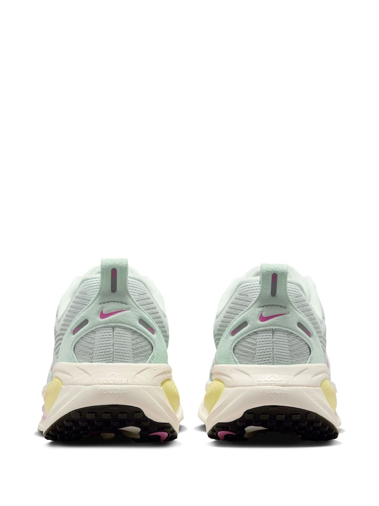 Nike Green Vomero 18 Road Running Trainers - Image 11 of 11 Nike Green Vomero 18 Road Running Trainers - Image 11 of 11