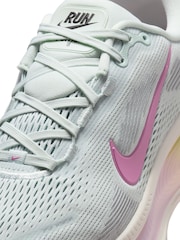 Nike Green Vomero 18 Road Running Trainers - Image 8 of 10
