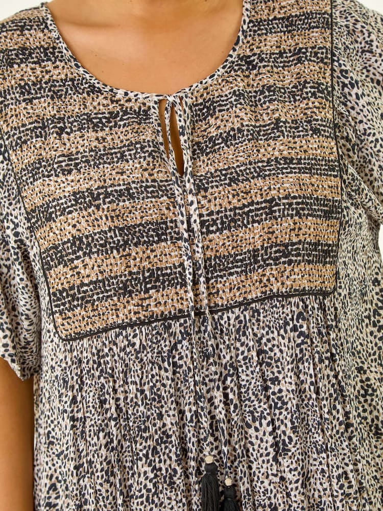 Roman Curve Tassel Trim Printed Dress - Imagen 5 de 5 Roman Curve Tassel Trim Printed Dress - Imagen 5 de 5