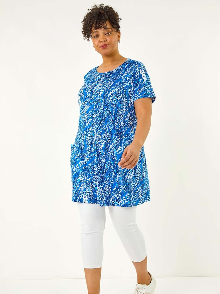 Blusa túnica com bolso estampado Roman Curve - Imagem 2 de 5