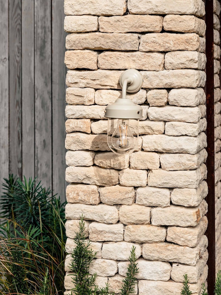 Garden Trading Clay Thurlaston Barn Light - Image 1 of 2 Garden Trading Clay Thurlaston Barn Light - Image 1 of 2