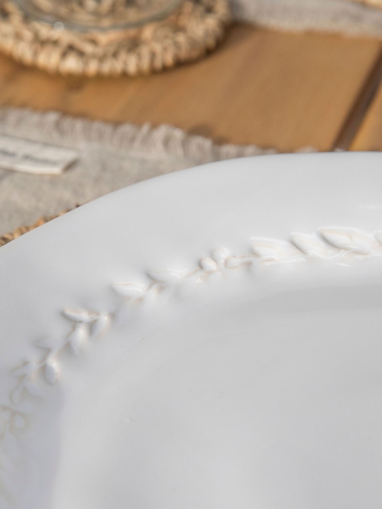 Garden Trading Set of 4 White Overton Dinner Plate Plates - Image 2 of 4