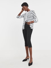 JD Williams Black Denim Capri Jeans - Image 3 of 4
