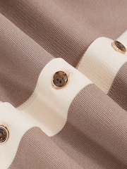 Reiss Taupe Brown/Light Stone Noble Colour-Block Cuban-Collar Knit Shirt - Image 6 of 6