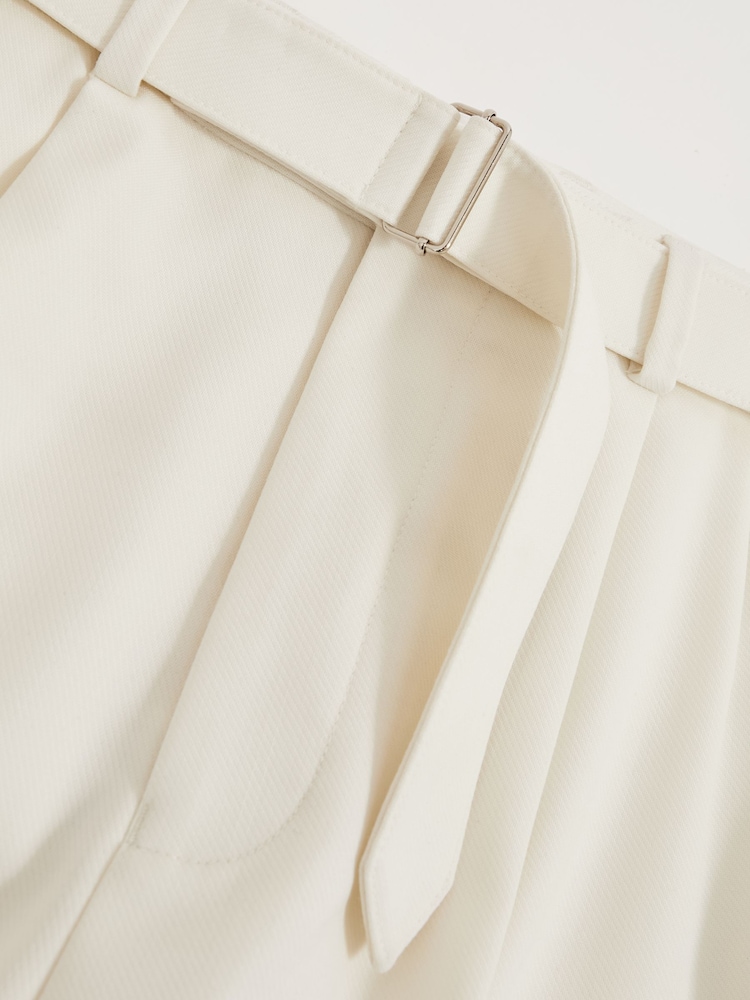 White - Reiss Strap Regular Fit Wool Blend Belted Pleated Trousers - Image 6 of 6 White - Reiss Strap Regular Fit Wool Blend Belted Pleated Trousers - Image 6 of 6