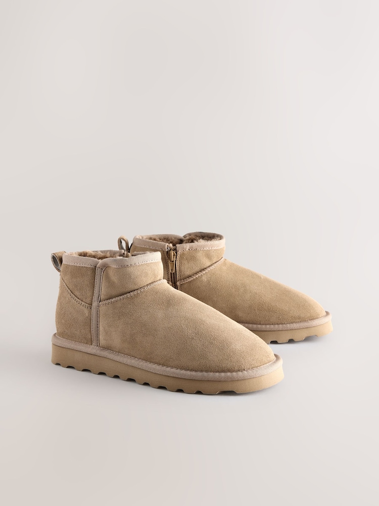 Camurça Taupe Neutral - Botas Forever Comfort ® com forro de pele sintética e repelente à água - Imagem 1 de 5