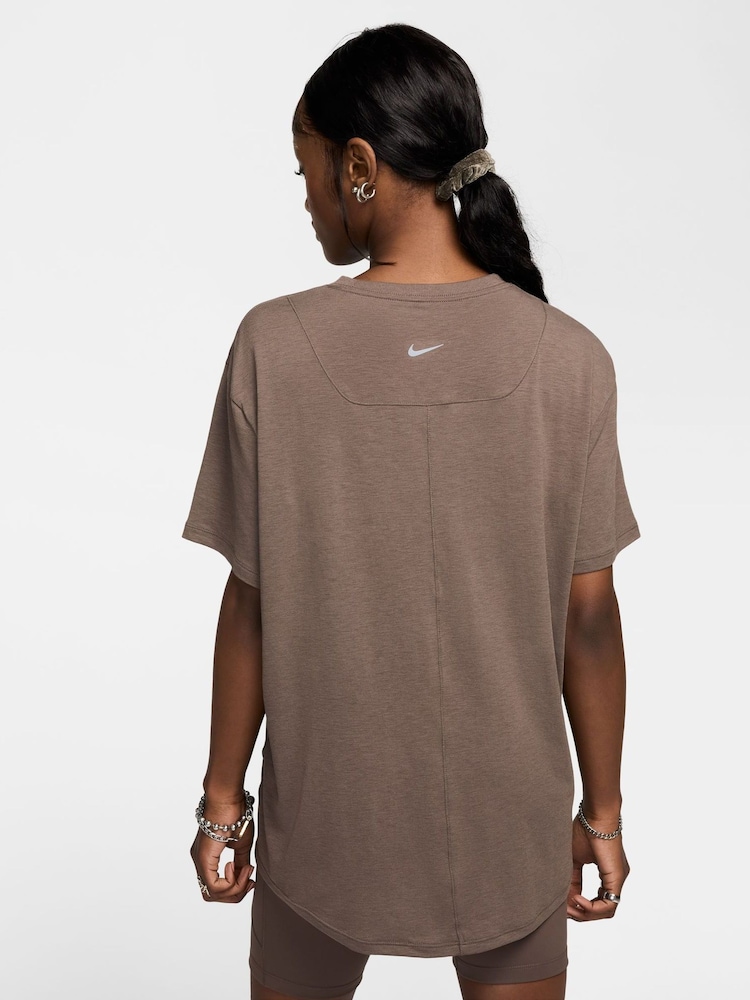 Nike Brown Oversized Dri-FIT One Relaxed T-Shirt - Image 2 of 7