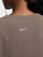 Nike Brown Oversized Dri-FIT One Relaxed T-Shirt - Image 4 of 7