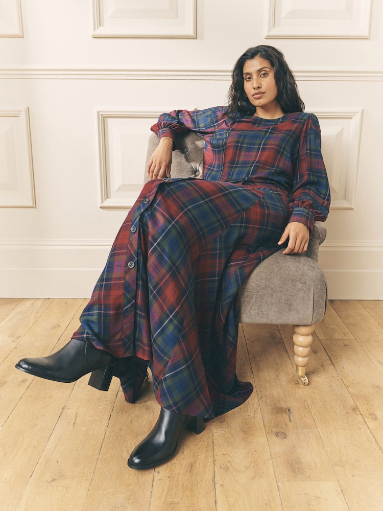 Laura Ashley Red/Green Viscose Check Co-ord Maxi Skirt - Image 2 of 4 Laura Ashley Red/Green Viscose Check Co-ord Maxi Skirt - Image 2 of 4