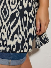 Yours Curve Blue Texture Sleeveless Shirt - Image 5 of 6