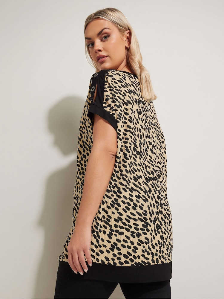 Yours Curve Eyelet Detail Top - Imagen 2 de 5