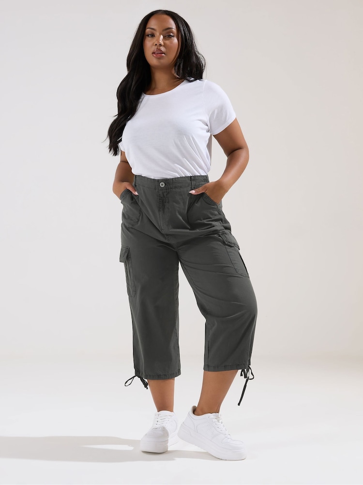 Schwarz - Yours Curve Woven Cargo Cropped 100% Cotton Trousers - Bild 2 von 5
