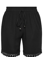 Yours Curve Black Trim Hem Crinkle Shorts - Image 5 of 5