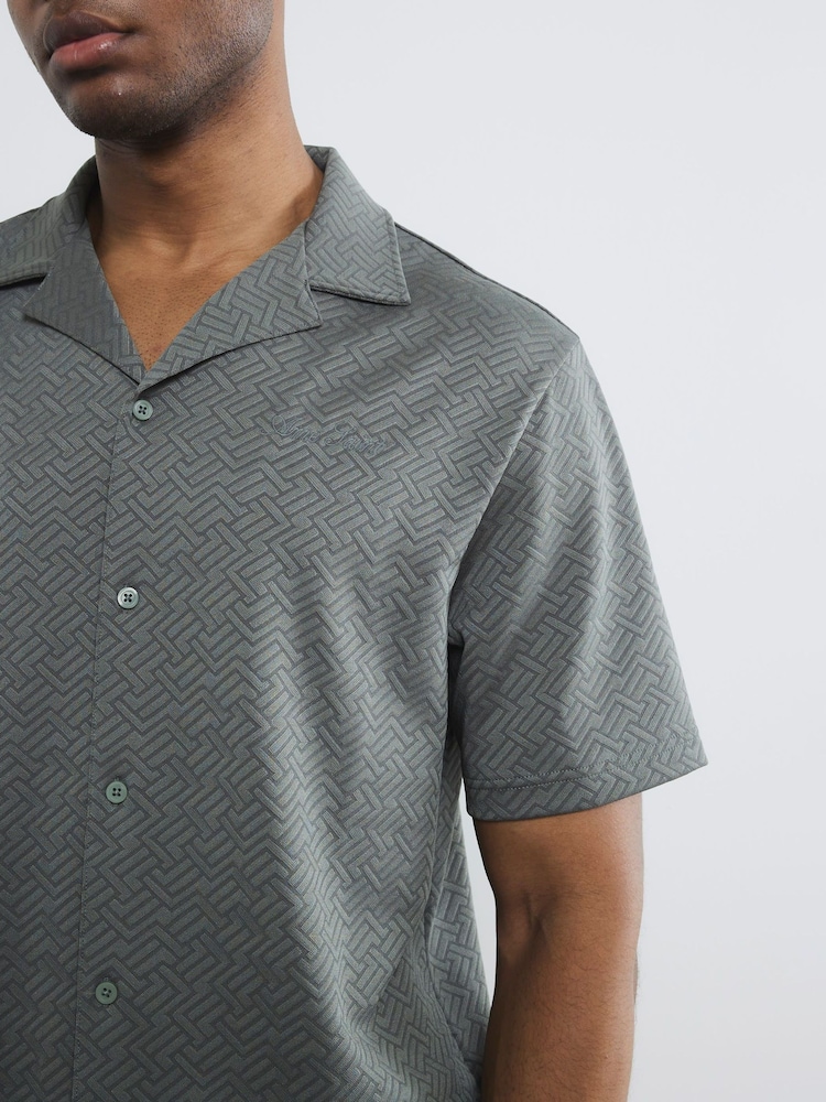 River Island Green Regular Fit Jacquard Revere Shirt - Image 4 of 6