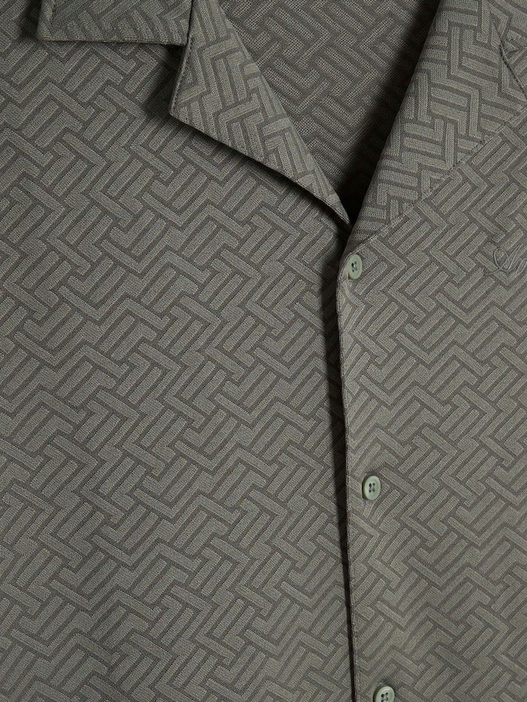 River Island Green Regular Fit Jacquard Revere Shirt - Image 6 of 6