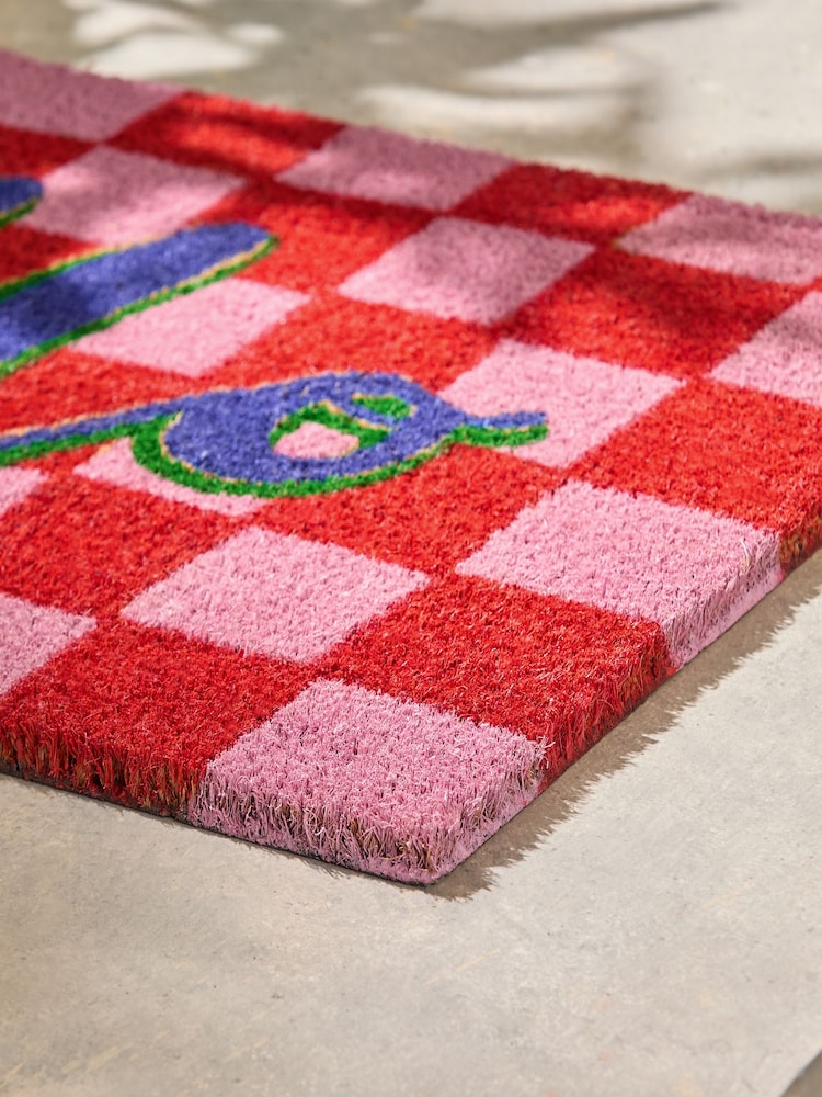 Eleanor Bowmer Pink Hello Slogan Checkerboard Doormat - Image 3 of 3 Eleanor Bowmer Pink Hello Slogan Checkerboard Doormat - Image 3 of 3