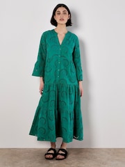 Apricot Green Embroidered Textured 100% Cotton Midi Dress - Image 2 of 5