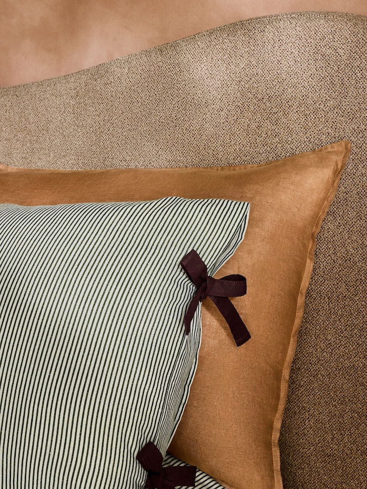 MADE.COM Casual Boucle Off White Maya Ottoman Bed - Image 3 of 3