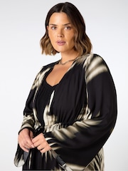 Live Unlimited Black Leaf Print Longline Drawstring Kimono - Image 5 of 6