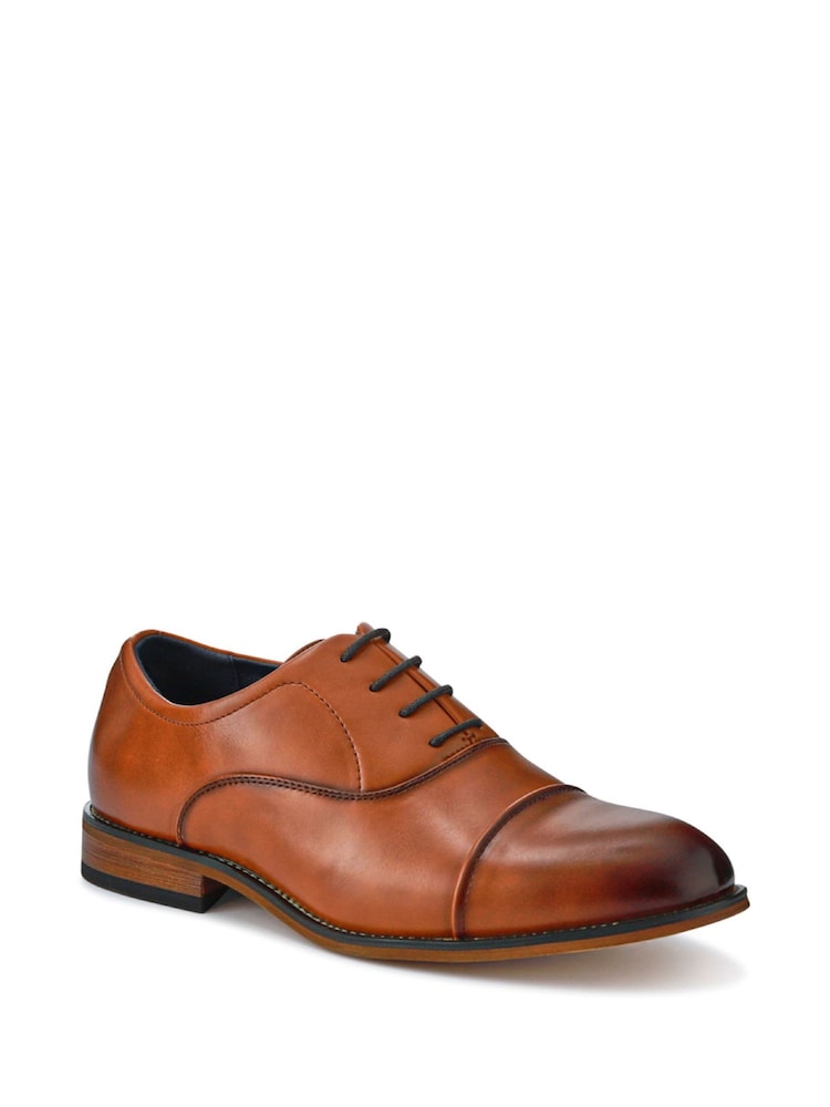 بني - Pavers Smart Lace-Up Shoes - صورة 2 من 5 بني - Pavers Smart Lace-Up Shoes - صورة 2 من 5